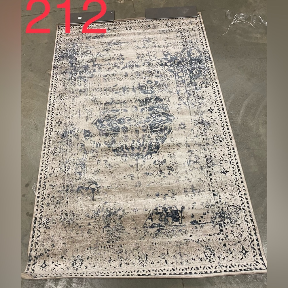 Unique Loom 5 X 8 Area Rug
